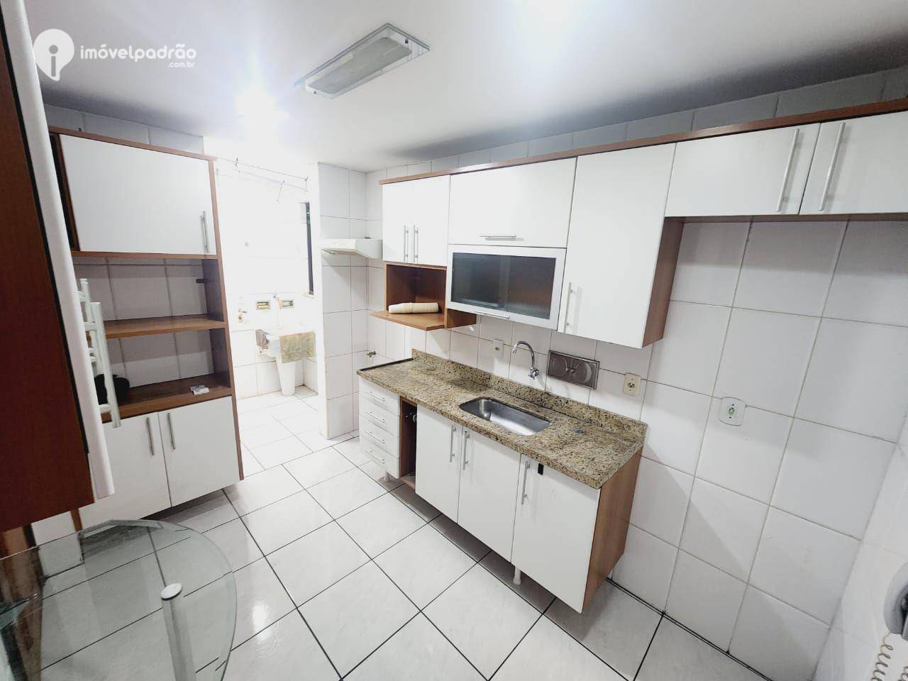 Apartamento para alugar com 3 quartos, 120m² - Foto 4