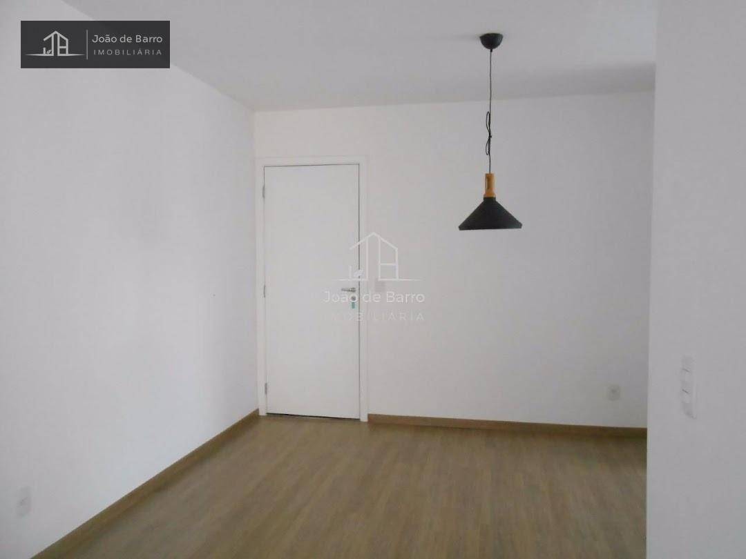 Apartamento à venda com 2 quartos, 53m² - Foto 2