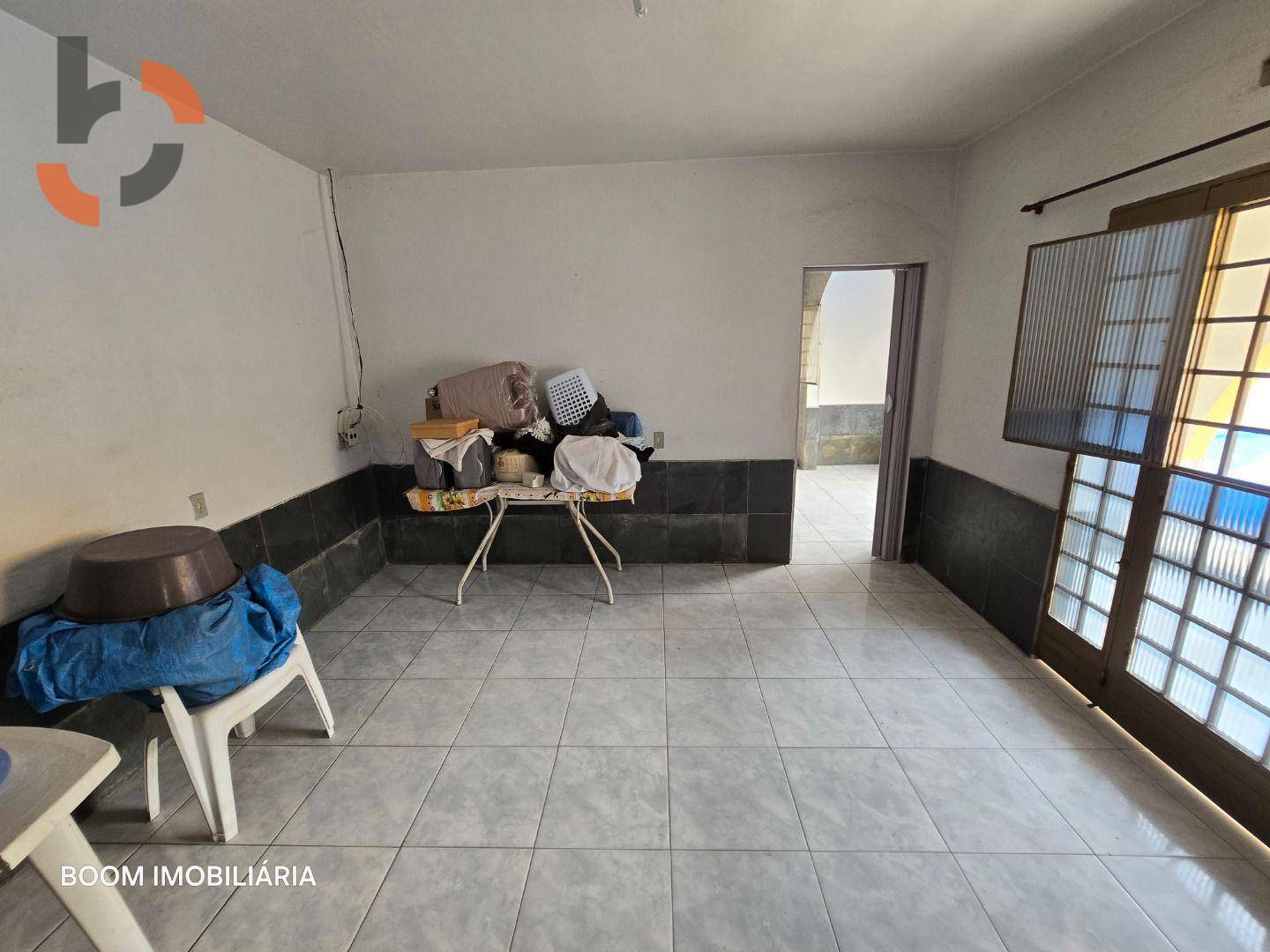 Casa à venda com 4 quartos, 450m² - Foto 9