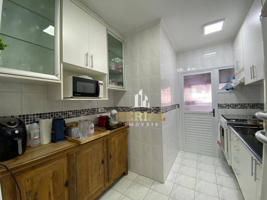 Apartamento à venda com 2 quartos, 68m² - Foto 9