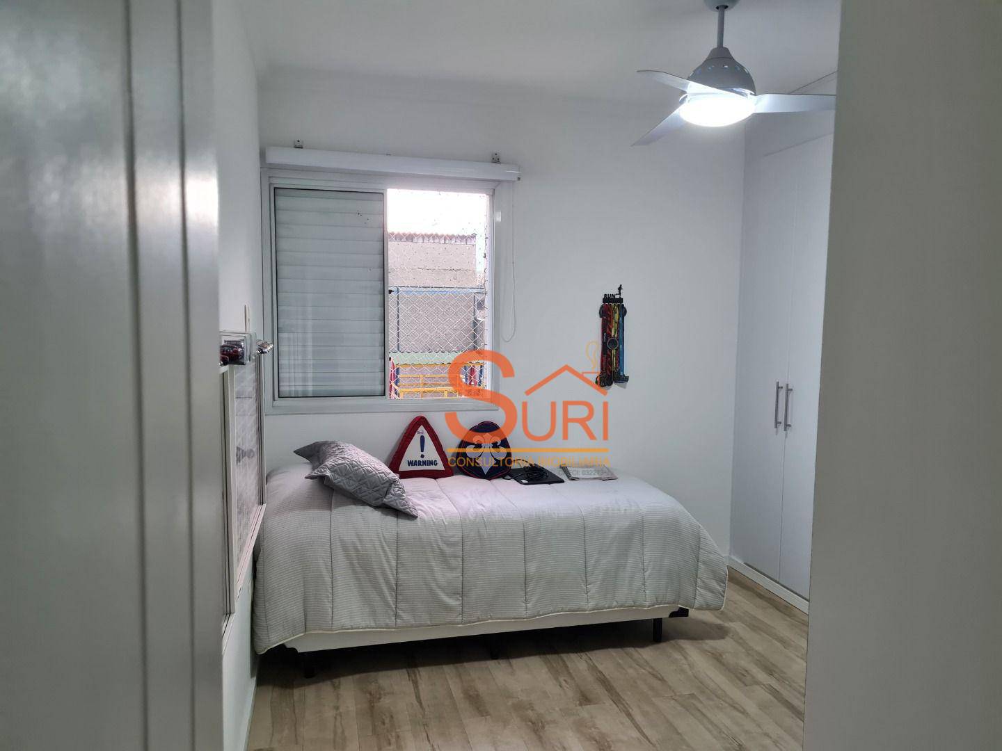 Apartamento à venda com 3 quartos, 107m² - Foto 10