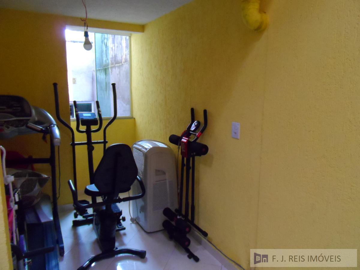 Sobrado à venda com 4 quartos, 230m² - Foto 13