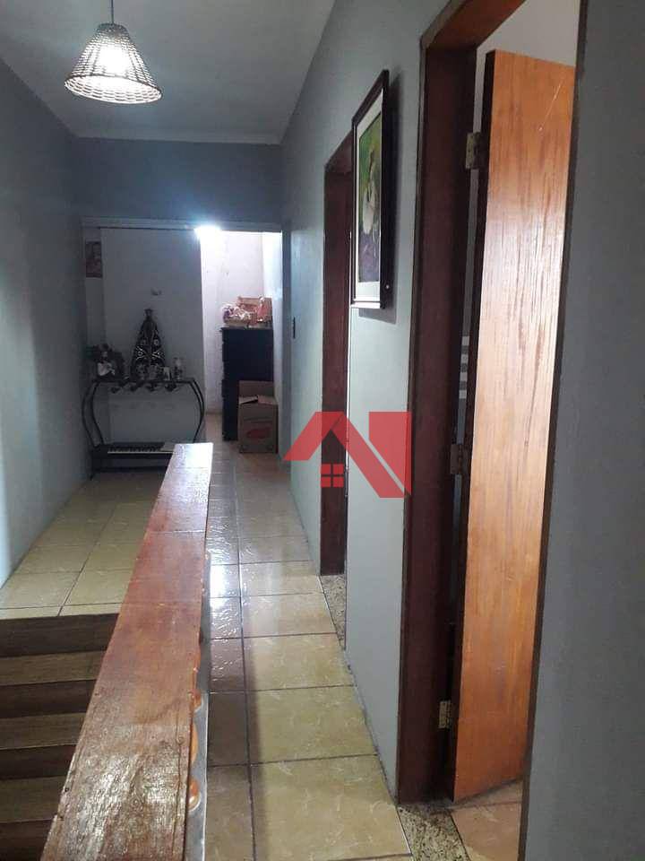 Sobrado à venda com 3 quartos, 259m² - Foto 8