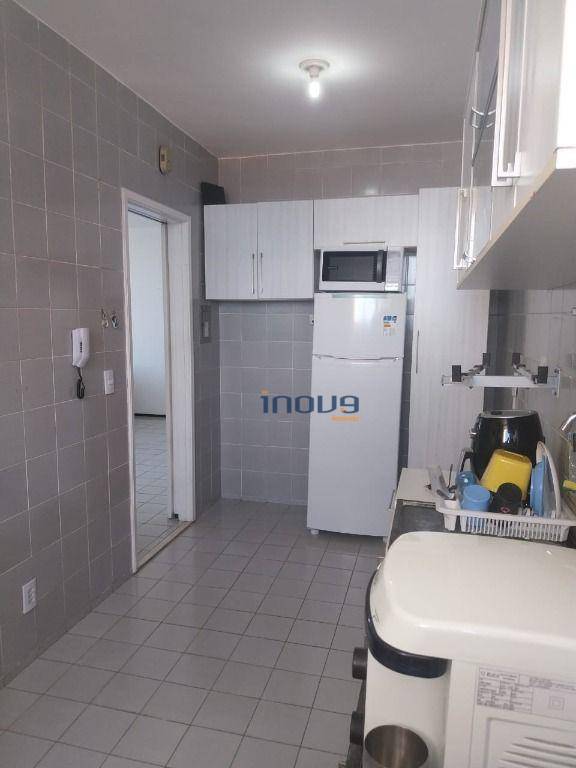 Apartamento à venda com 3 quartos, 83m² - Foto 7