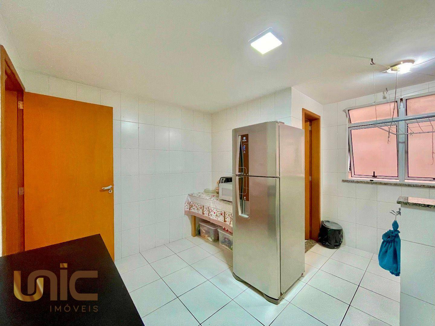 Apartamento à venda com 2 quartos, 81m² - Foto 11