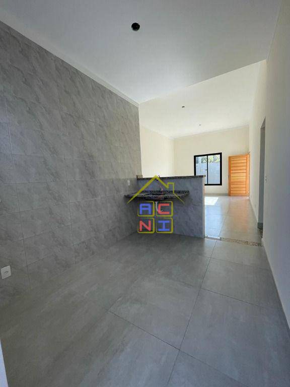 Casa à venda com 3 quartos, 112m² - Foto 14