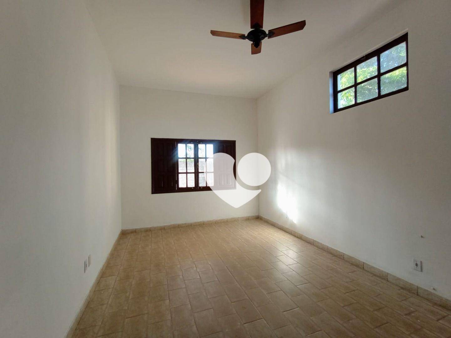 Casa para alugar com 6 quartos, 436m² - Foto 24