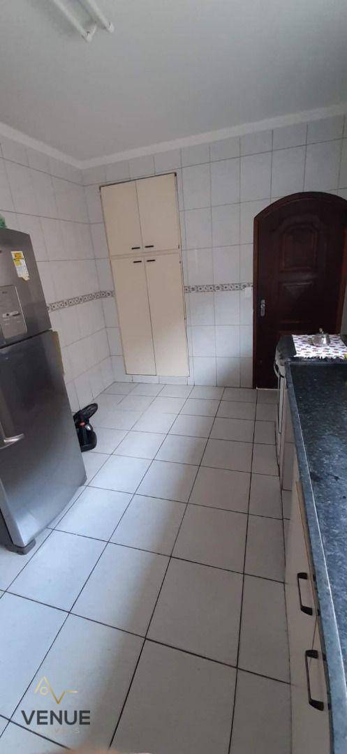 Sobrado à venda com 3 quartos, 340m² - Foto 9