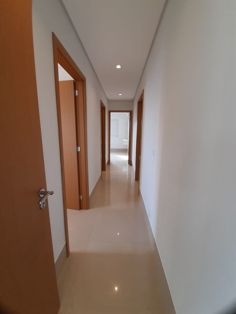 Apartamento à venda com 3 quartos, 220m² - Foto 8