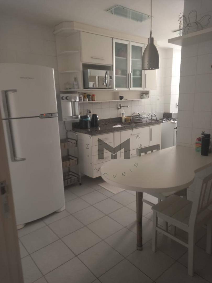 Apartamento à venda com 3 quartos, 129m² - Foto 2