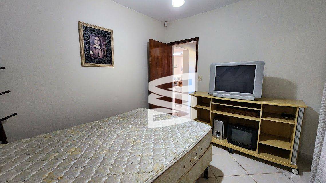 Chácara à venda com 4 quartos, 250m² - Foto 21