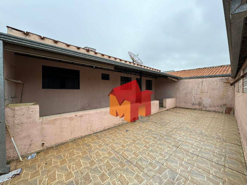 Casa à venda com 3 quartos, 220m² - Foto 12