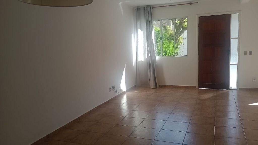 Casa de Condomínio à venda com 3 quartos, 131m² - Foto 9