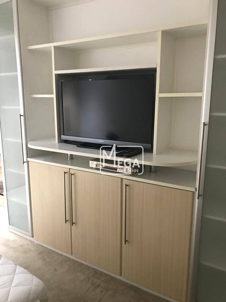 Apartamento para alugar com 2 quartos, 98m² - Foto 8