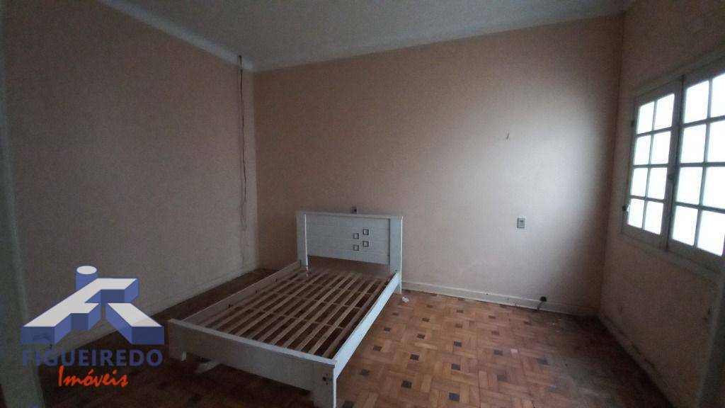 Casa à venda com 3 quartos, 190m² - Foto 6