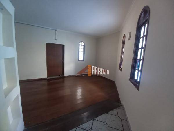 Sobrado à venda com 4 quartos, 357m² - Foto 27