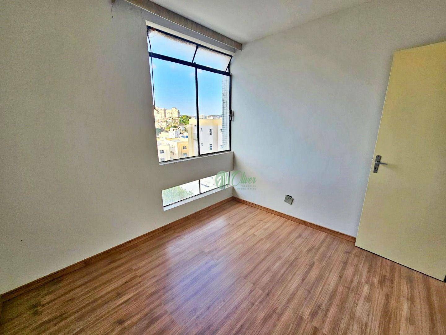 Apartamento à venda com 2 quartos, 70m² - Foto 13