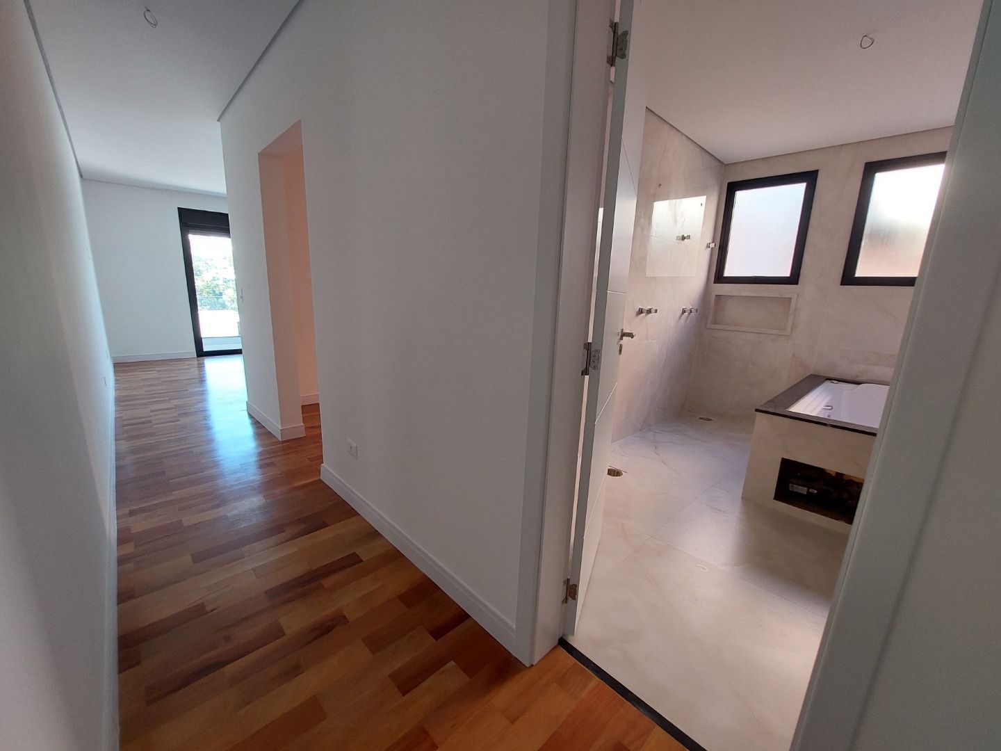 Casa de Condomínio à venda com 4 quartos, 378m² - Foto 17