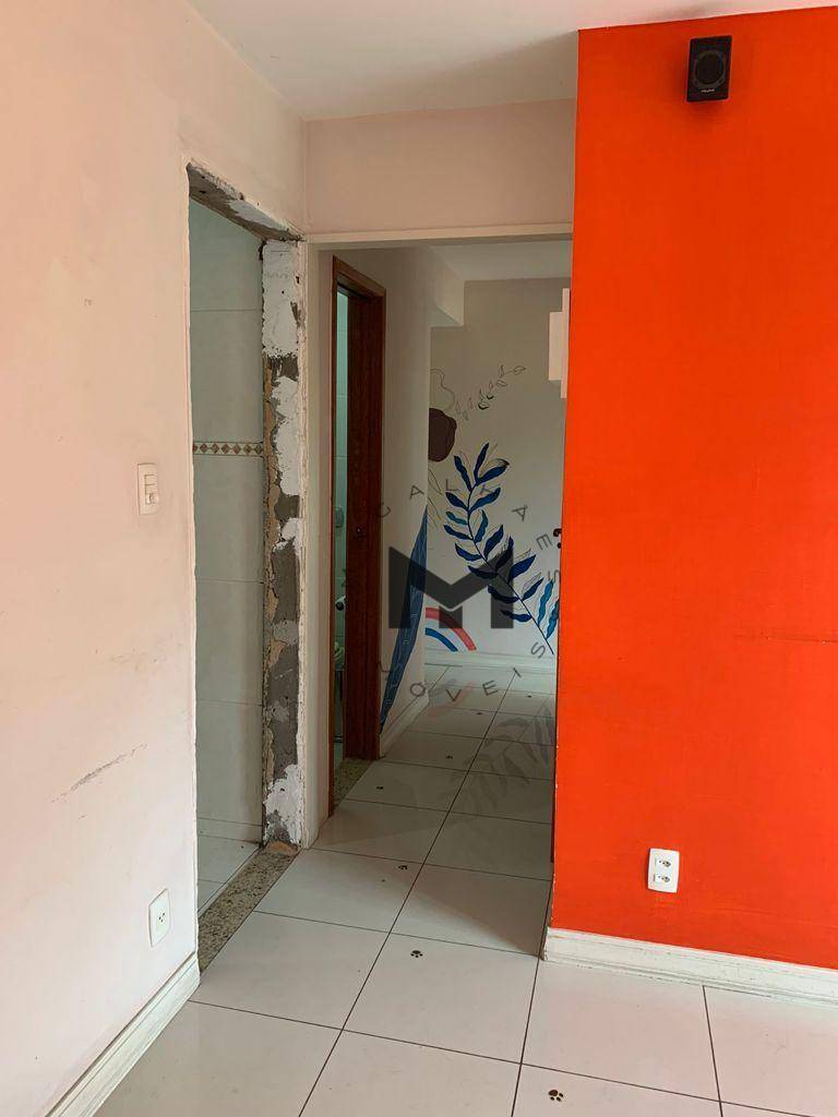 Apartamento à venda com 3 quartos, 100m² - Foto 4