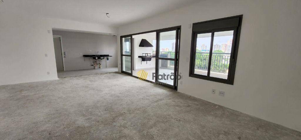 Apartamento à venda com 3 quartos, 165m² - Foto 2