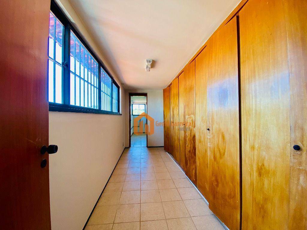 Casa de Condomínio à venda com 4 quartos, 396m² - Foto 43