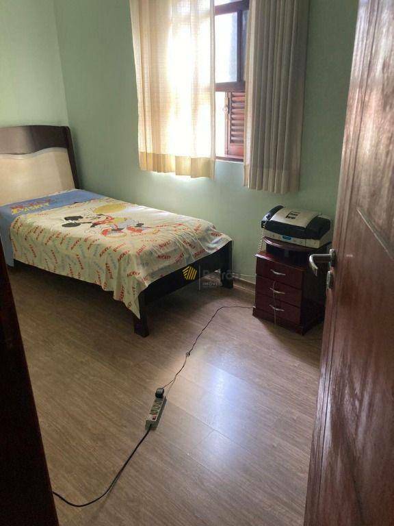 Sobrado à venda com 3 quartos, 240m² - Foto 11