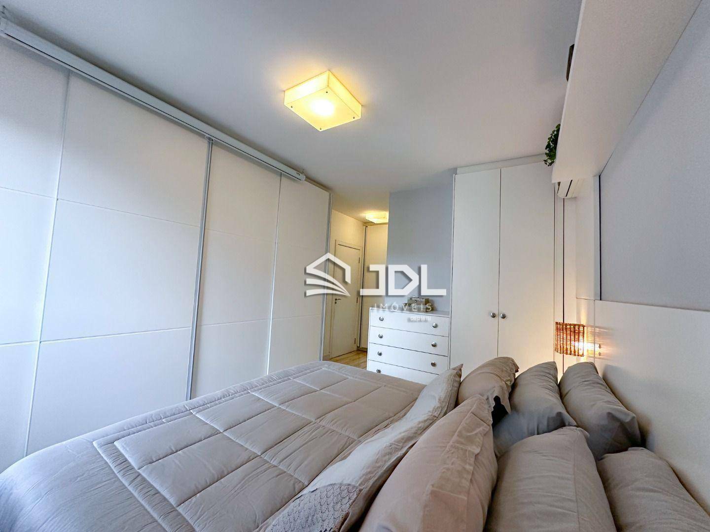 Apartamento à venda com 3 quartos, 163m² - Foto 18