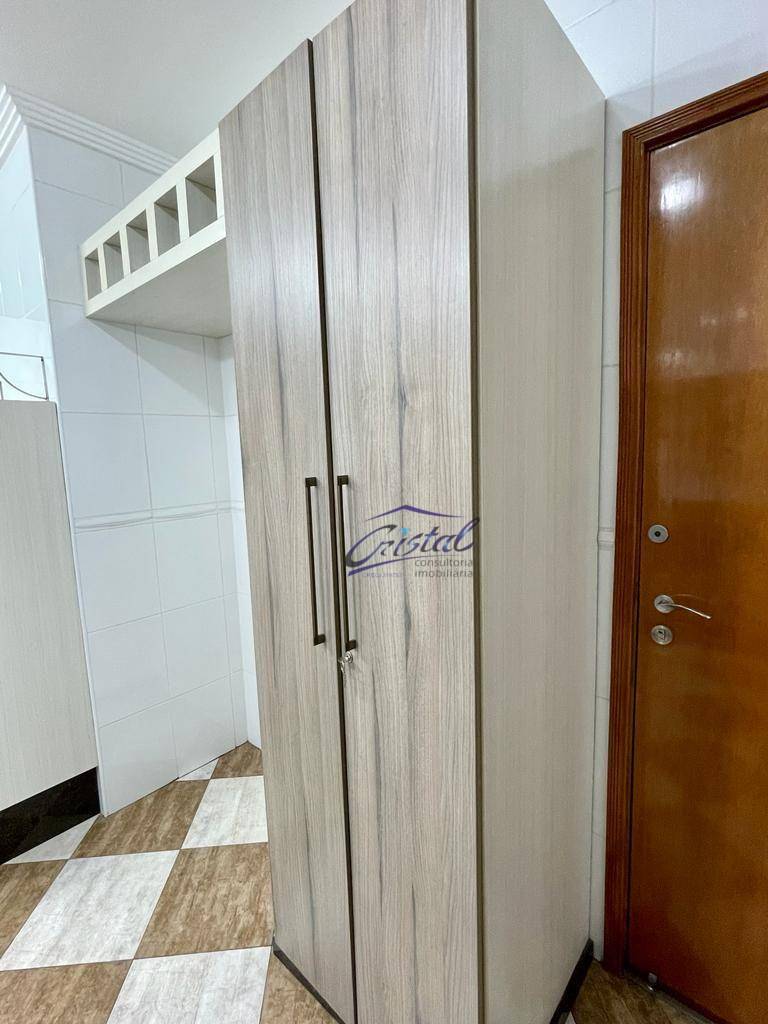 Apartamento à venda com 3 quartos, 160m² - Foto 13