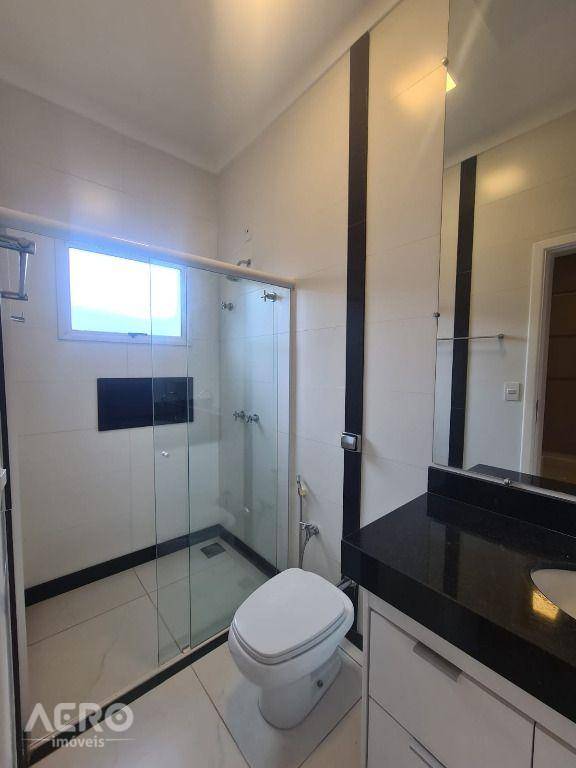 Casa de Condomínio à venda com 3 quartos, 240m² - Foto 23