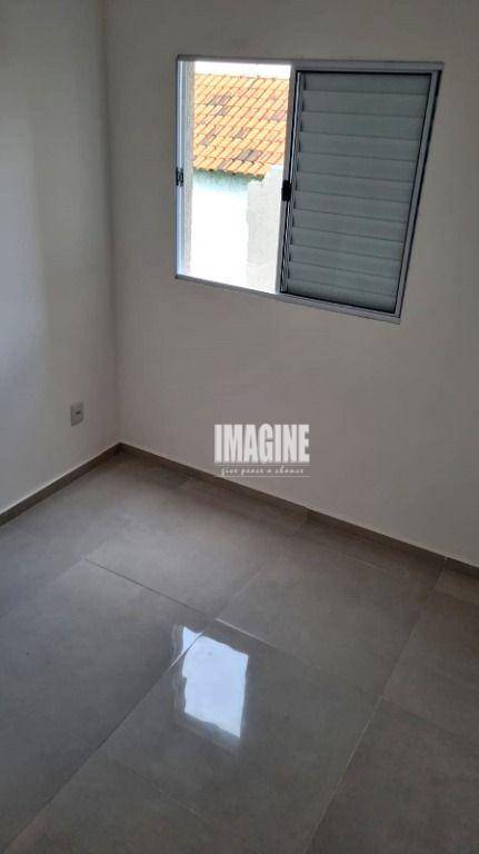 Apartamento à venda com 2 quartos, 39m² - Foto 9