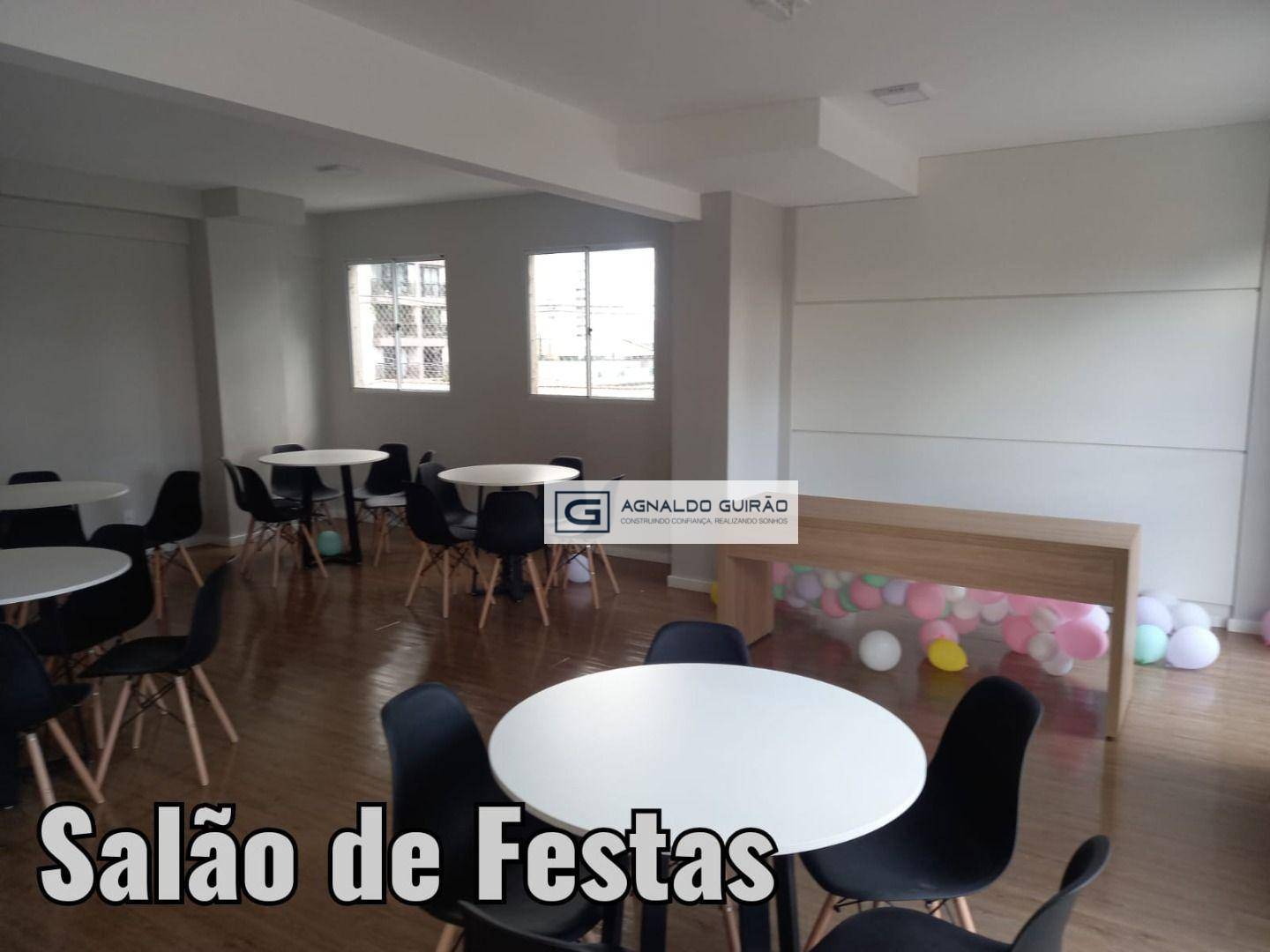 Apartamento à venda com 2 quartos, 44m² - Foto 18