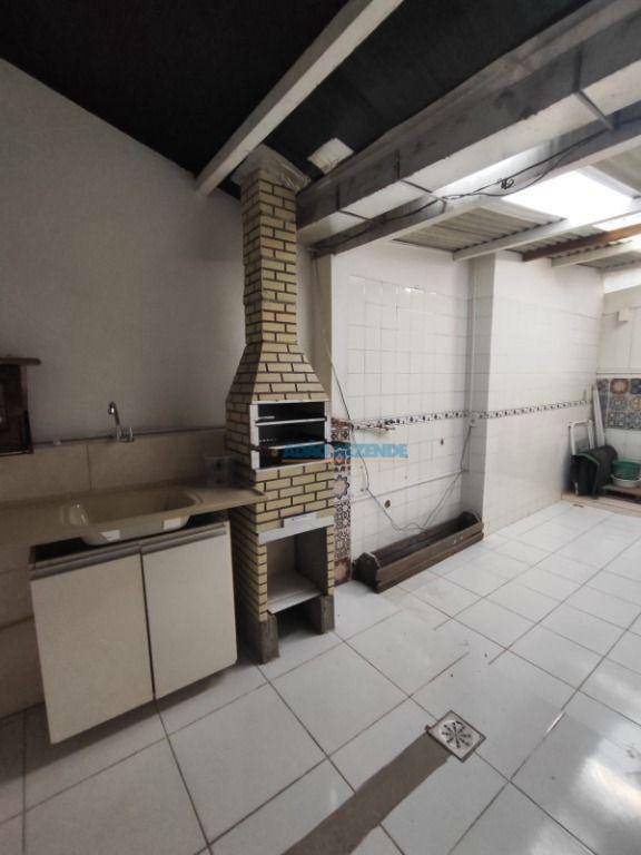 Casa de Condomínio à venda com 3 quartos, 110m² - Foto 19