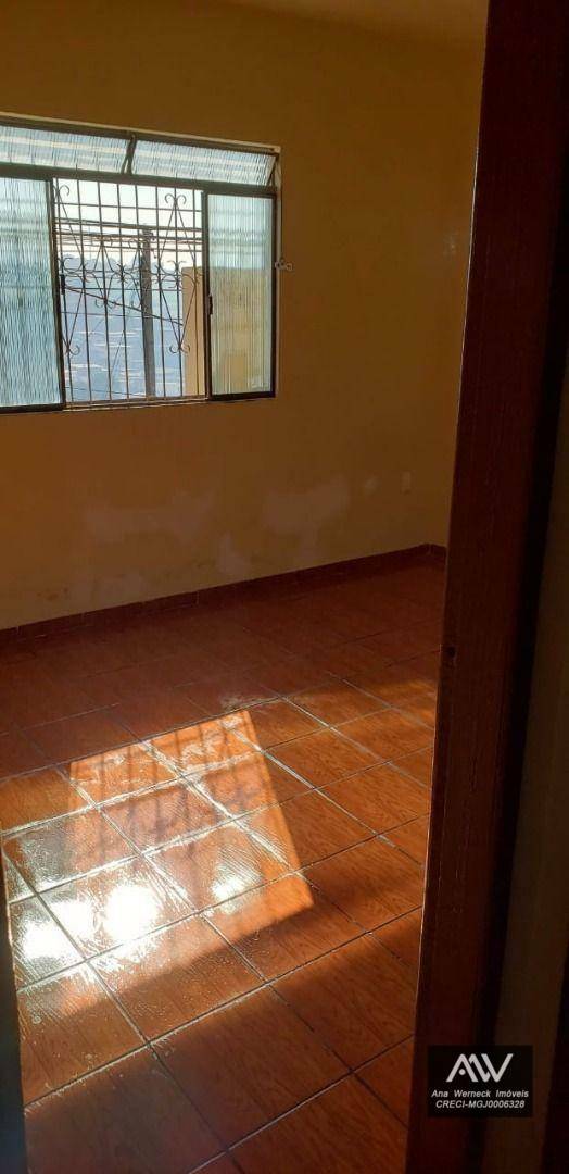 Casa à venda com 3 quartos, 300m² - Foto 9