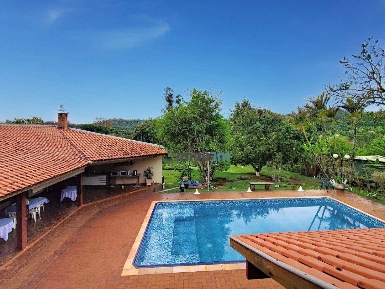 Chácara, 5 quartos, 3150 m² - Foto 3