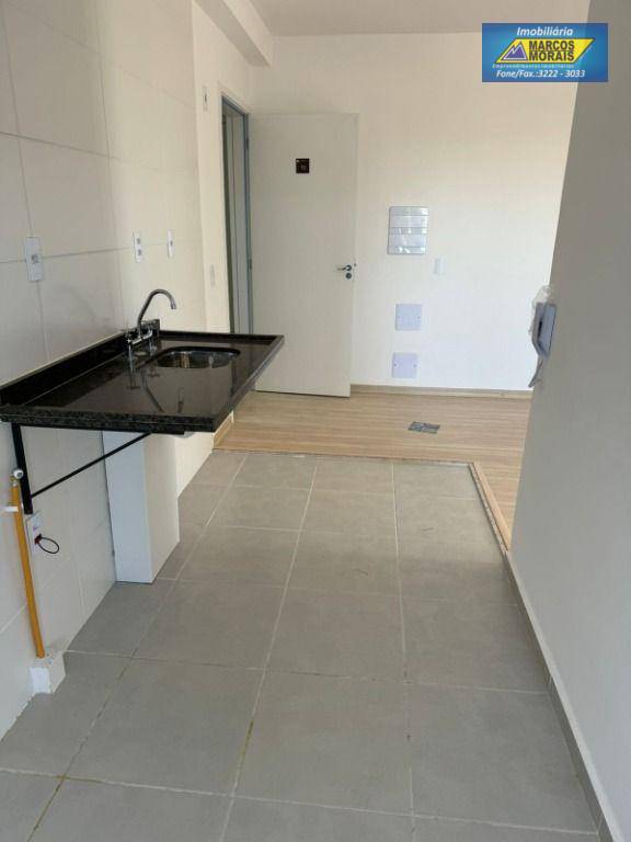 Apartamento à venda com 2 quartos, 60m² - Foto 5