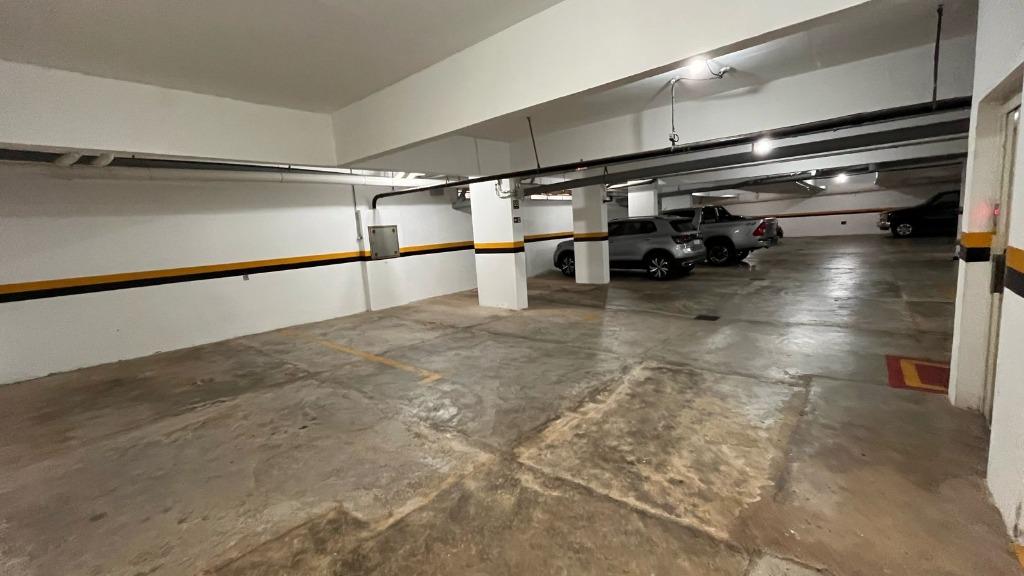 Apartamento à venda com 3 quartos, 208m² - Foto 30