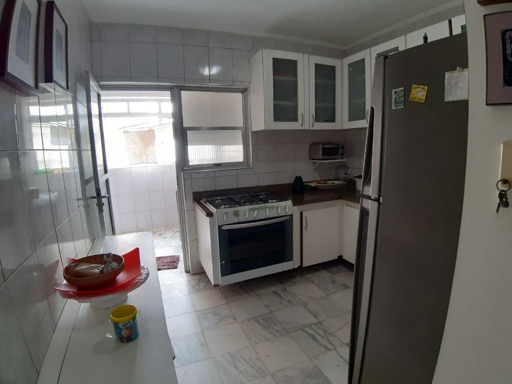 Apartamento à venda com 3 quartos, 140m² - Foto 14