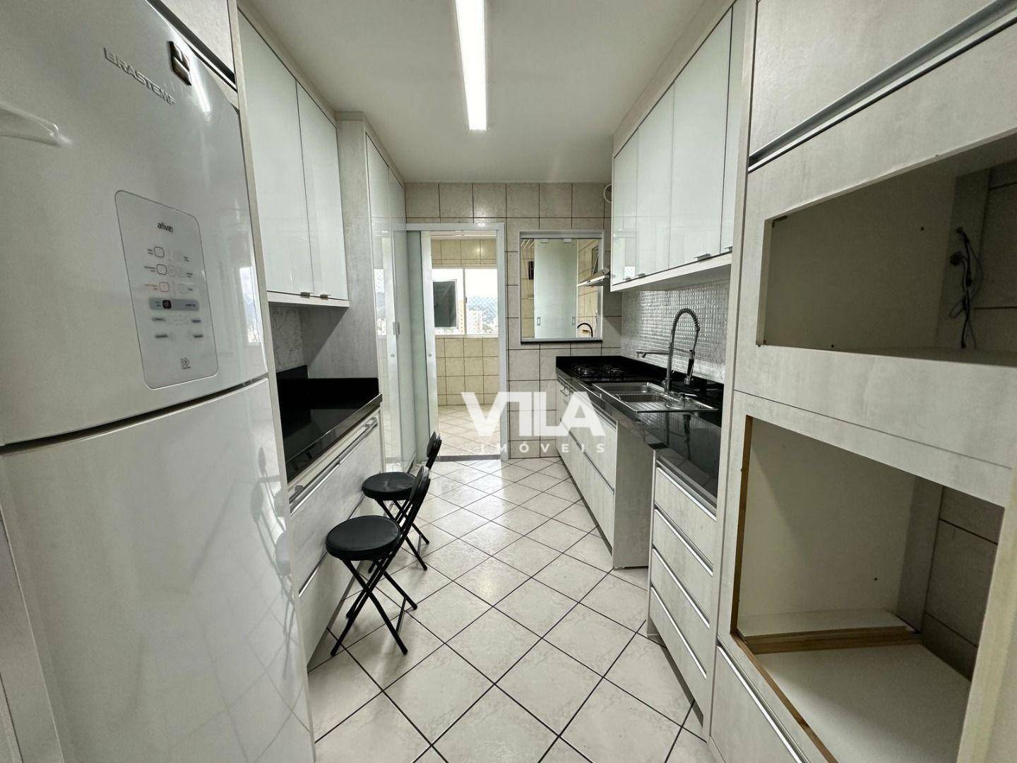 Apartamento à venda com 3 quartos, 93m² - Foto 9