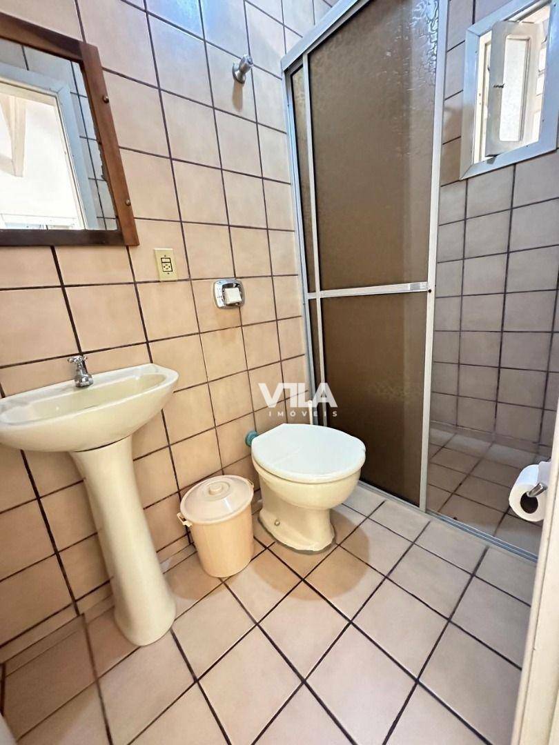 Casa à venda e aluguel com 5 quartos, 246m² - Foto 39