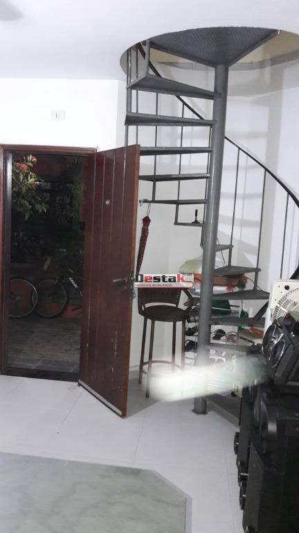 Sobrado à venda com 2 quartos, 65m² - Foto 5