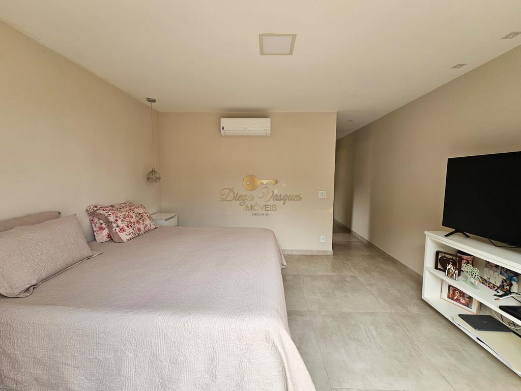 Casa à venda com 3 quartos, 360m² - Foto 13