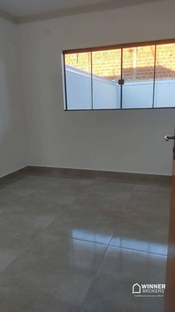Casa à venda com 3 quartos, 75m² - Foto 5