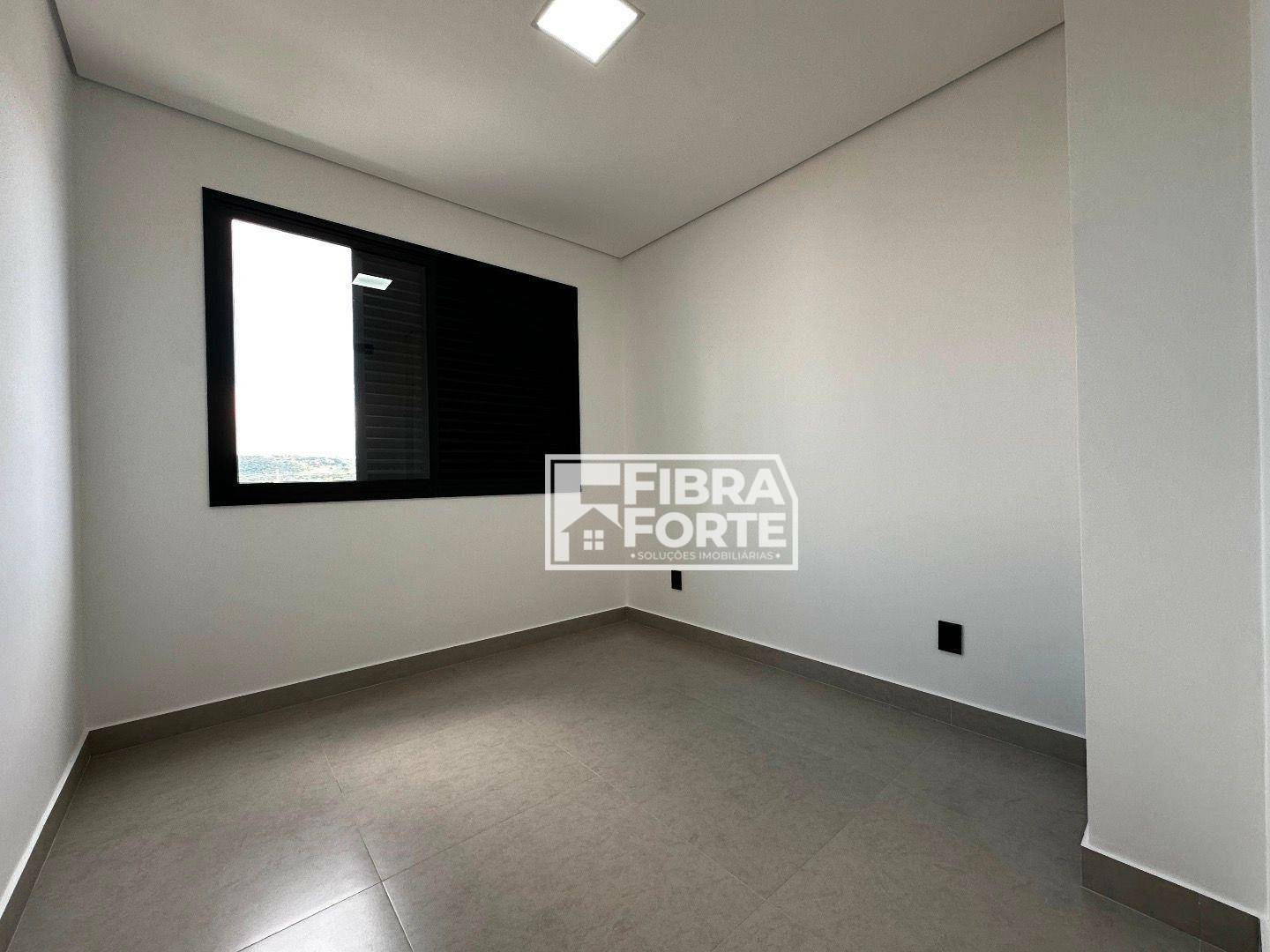 Casa de Condomínio à venda com 3 quartos, 225m² - Foto 3