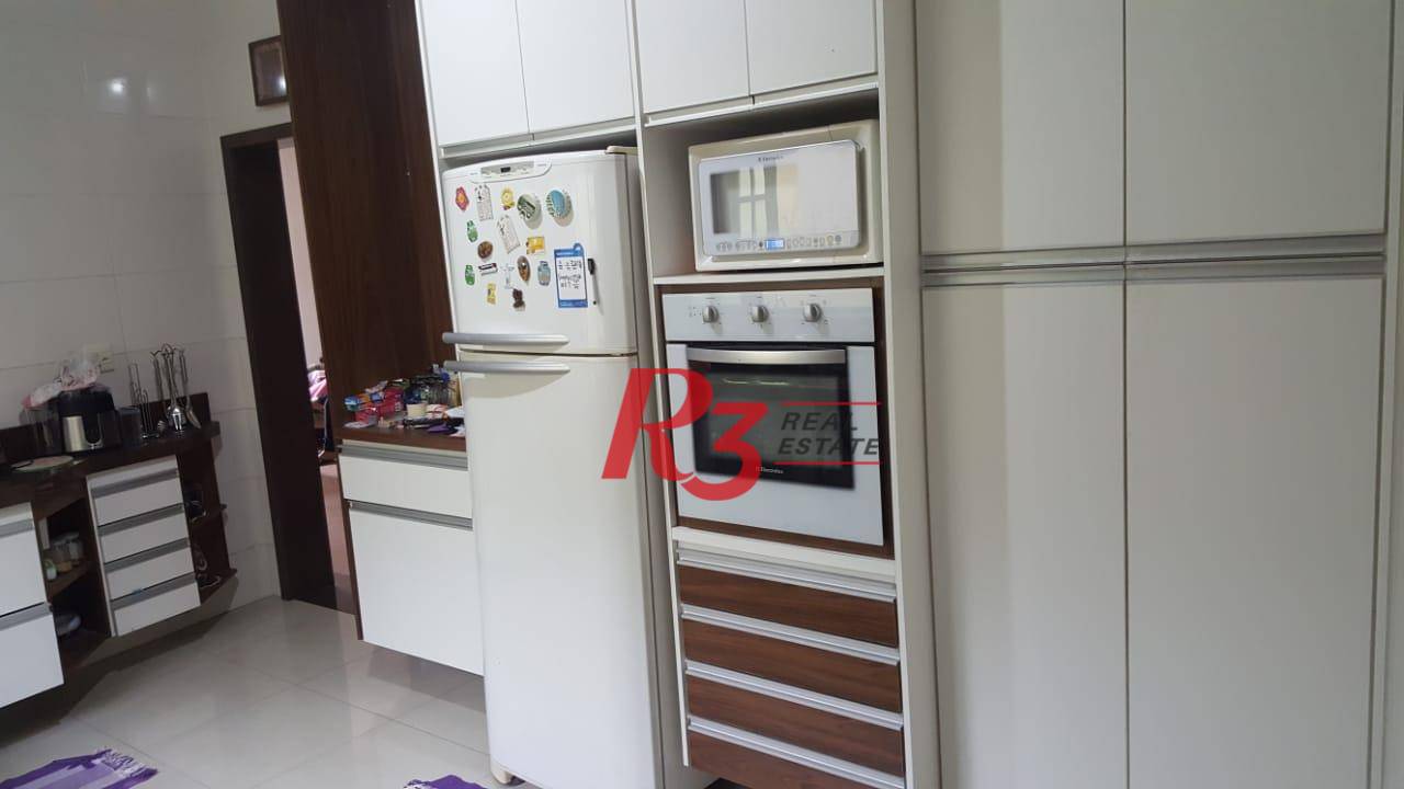 Casa à venda com 2 quartos, 265m² - Foto 10