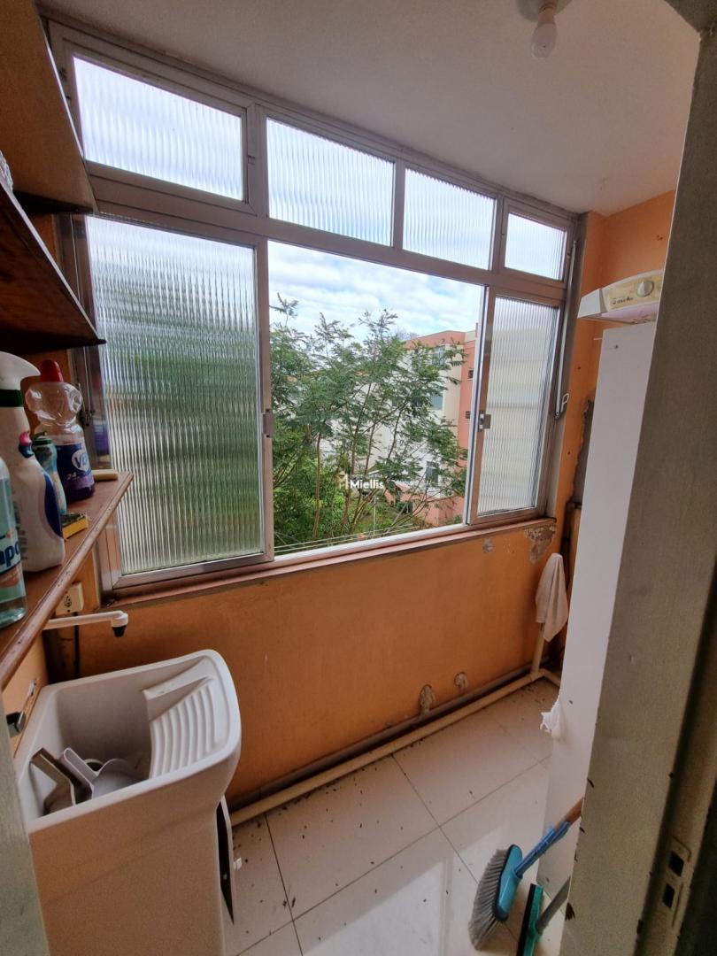 Apartamento à venda com 2 quartos, 55m² - Foto 17