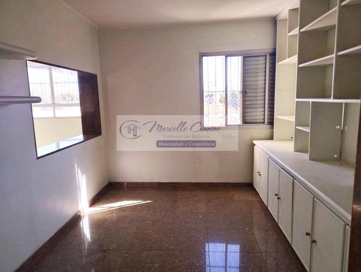 Apartamento à venda com 3 quartos, 110m² - Foto 8