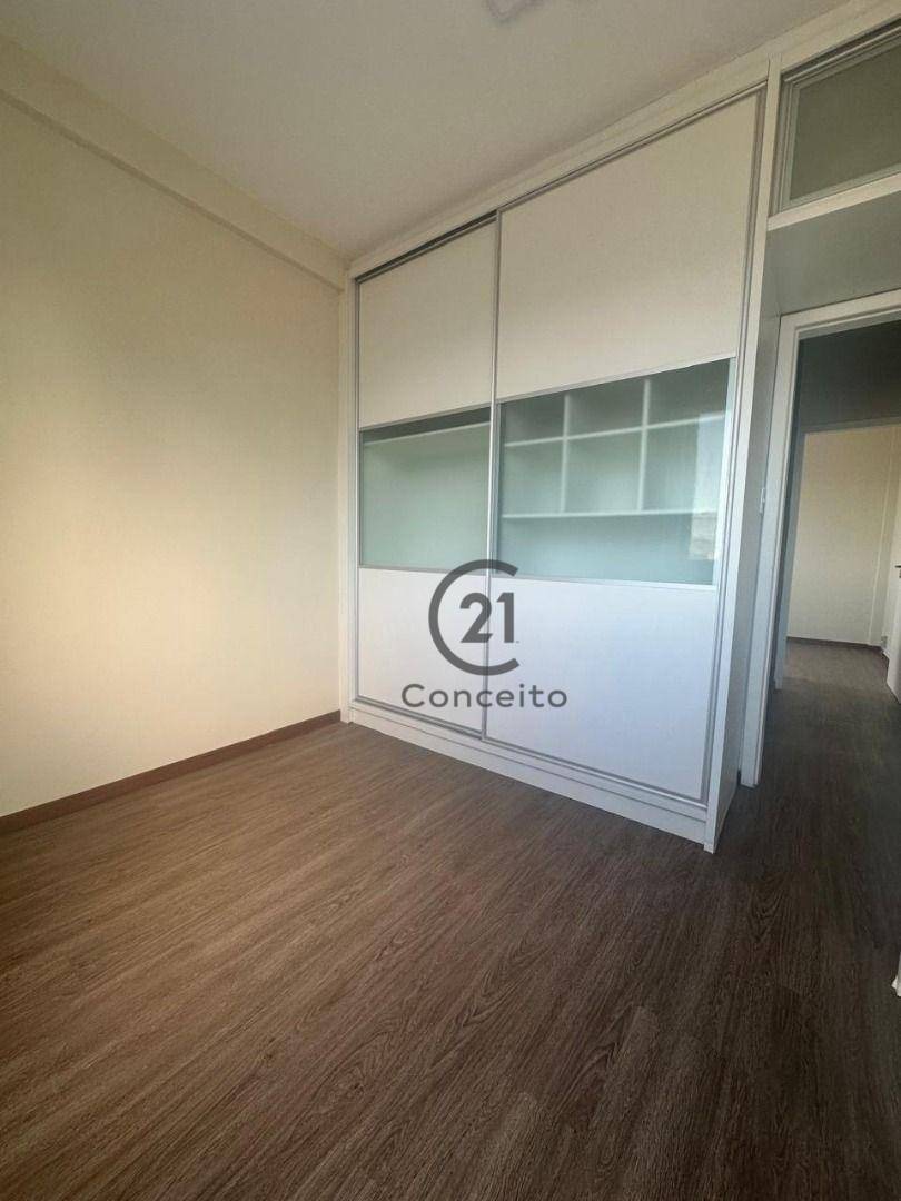 Apartamento para alugar com 3 quartos, 93m² - Foto 11