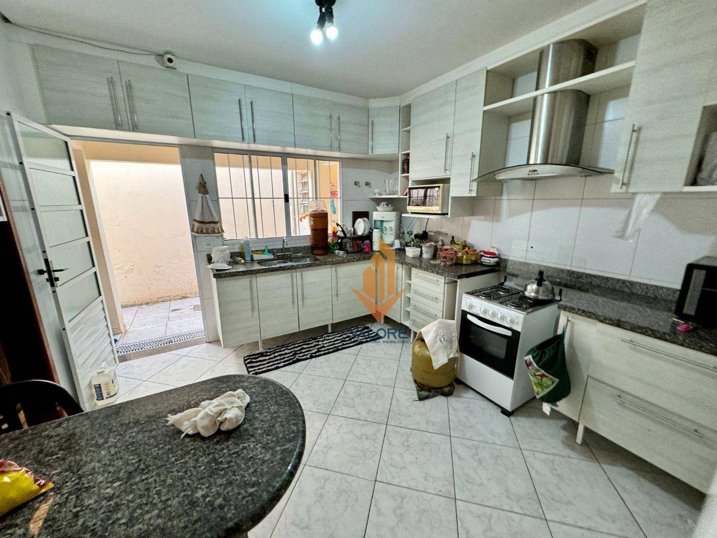 Casa à venda com 4 quartos, 278m² - Foto 46