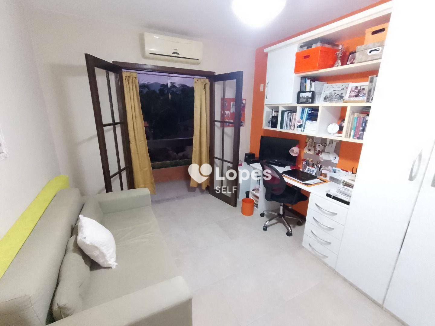 Casa de Condomínio à venda com 4 quartos, 355m² - Foto 21