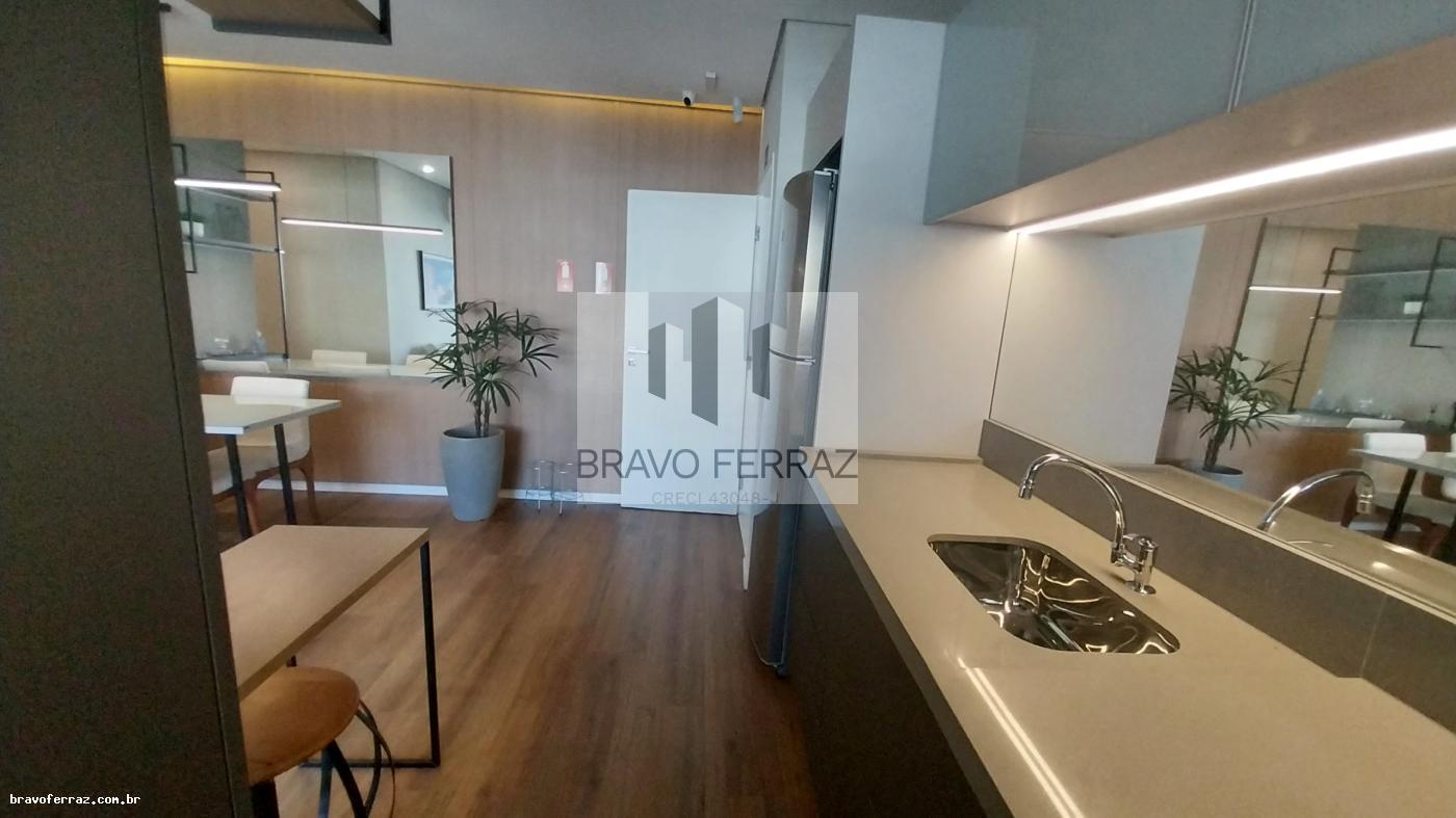 Apartamento à venda com 2 quartos, 62m² - Foto 1